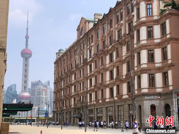 上海南京路步行街东拓段将于9月12日正式开放。　康玉湛 摄